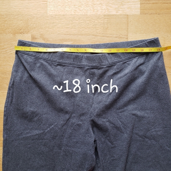 L.L. Bean Pants - Picture 4 of 7